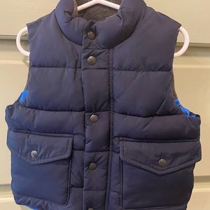 GAP 2T Navy PRIMALOFT Vest